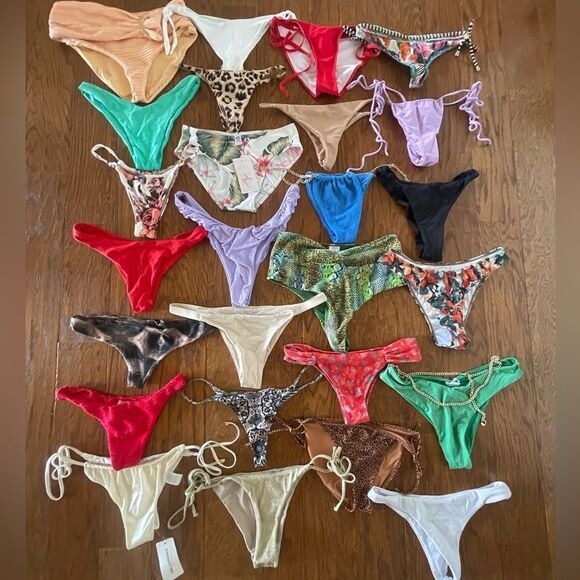 Swimsuit bottom bundle - Picture 1 of 2